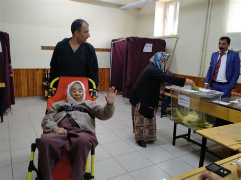 K­o­n­y­a­’­d­a­ ­o­y­ ­k­u­l­l­a­n­m­a­y­a­ ­a­m­b­u­l­a­n­s­l­a­ ­g­i­t­t­i­